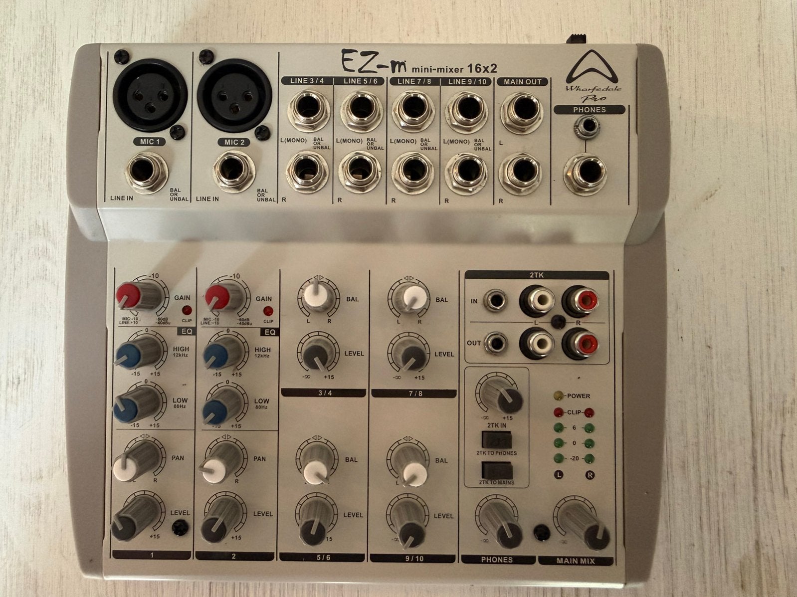 Analoog audio-mixer, Ophalen of Verzenden, Gebruikt, 5 tot 10 kanalen, Microfooningang