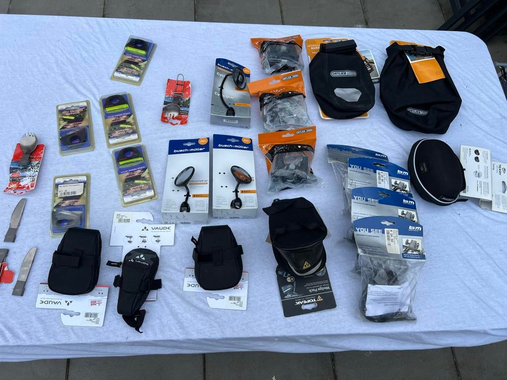 Diverse fietsaccessoires: Ortlieb, Busch & Müller, Vaude, Ophalen of Verzenden, Zo goed als nieuw