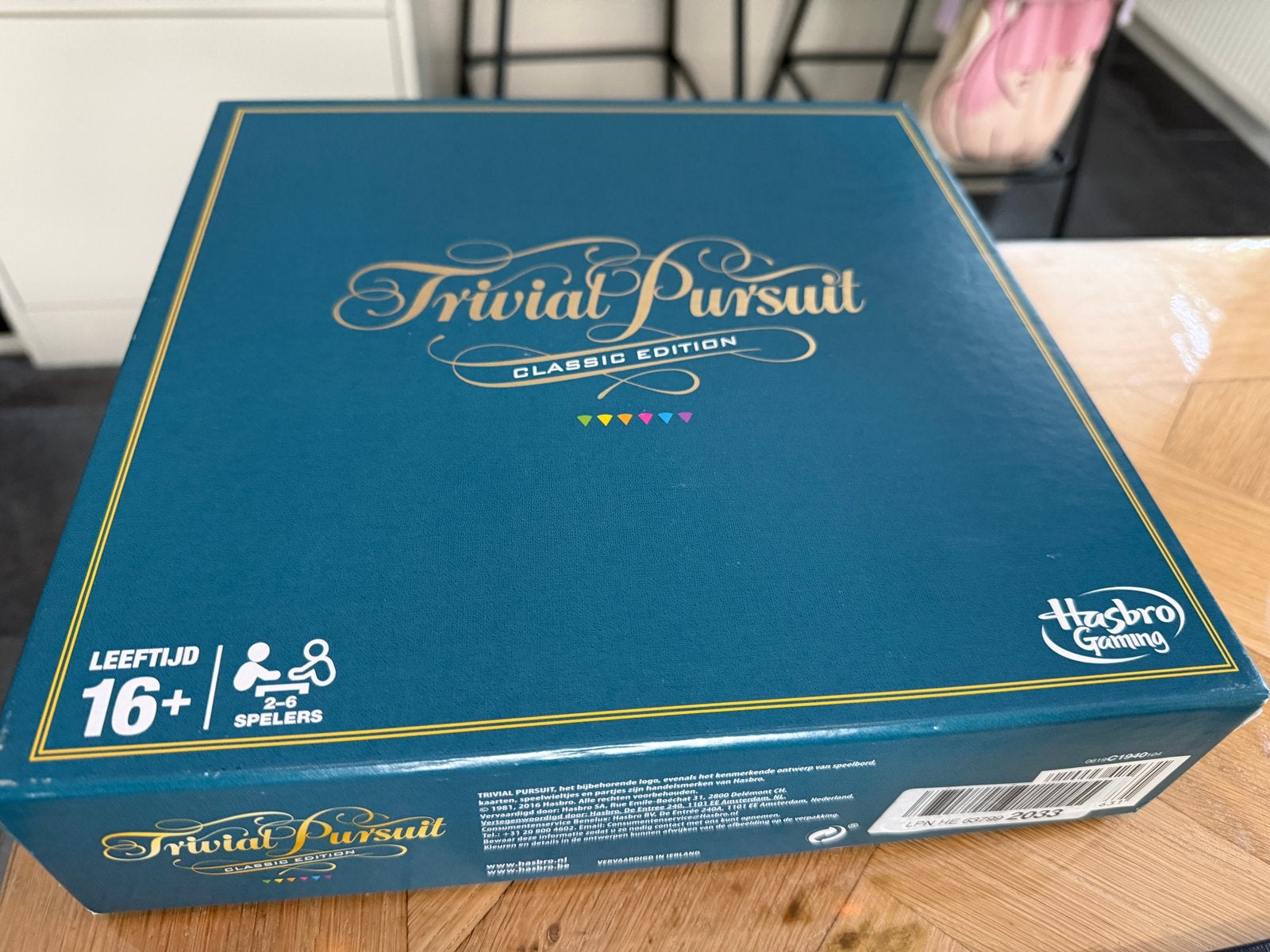 Trivial Pursuit Classic Edition Bordspel zo goed als nieuw, Drie of vier spelers, Ophalen of Verzenden, Zo goed als nieuw