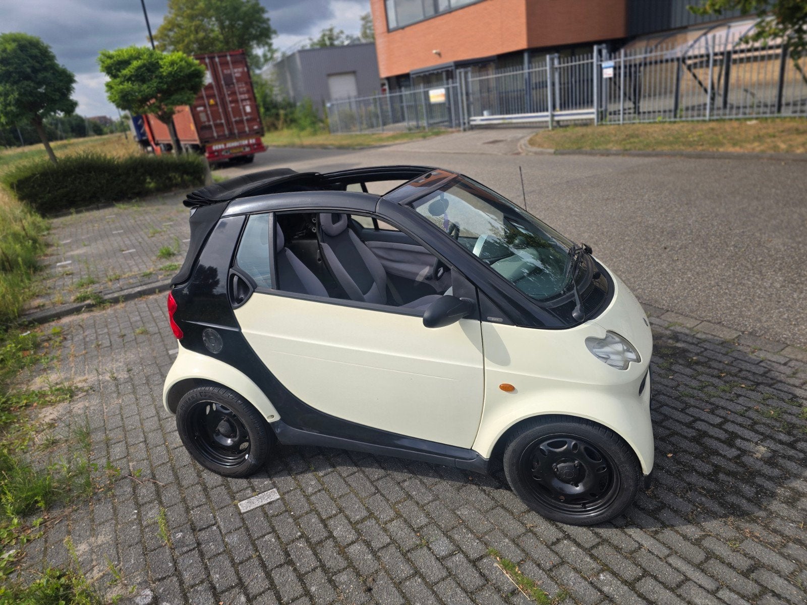 Smart 0.7 Cabrio 45KW 2005 Zwart, 21 km/l, Achterwielaandrijving, Cabriolet, 61 pk