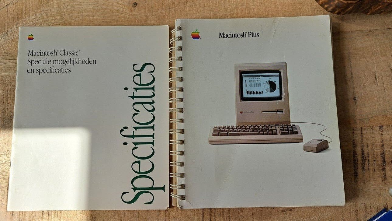 Vintage Apple Macintosh Plus Handleiding & Specificaties, Ophalen of Verzenden, Gelezen, Carol Kaehler, Rien de Kuiper (Nederlandse bewerking)