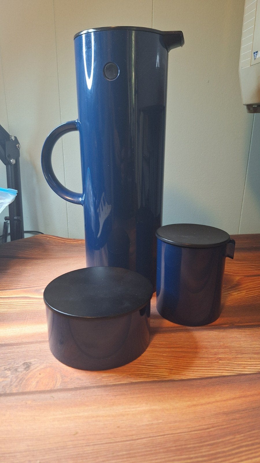 Stelton EM77 kan met kannetje/ suikerpot - Donkerblauw, Kunststof, Ophalen of Verzenden, Overige merken, Overige typen