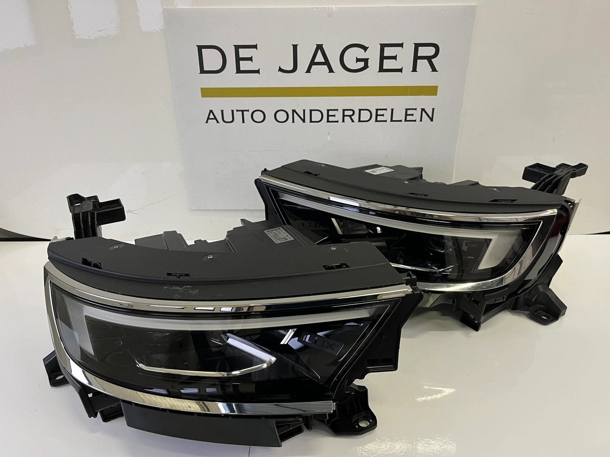 OPEL MOKKA B II LED KOPLAMPEN SET 9834016880 9834016680, Auto-onderdelen, Gebruikt, Opel Automobile GmbH, Ophalen of Verzenden