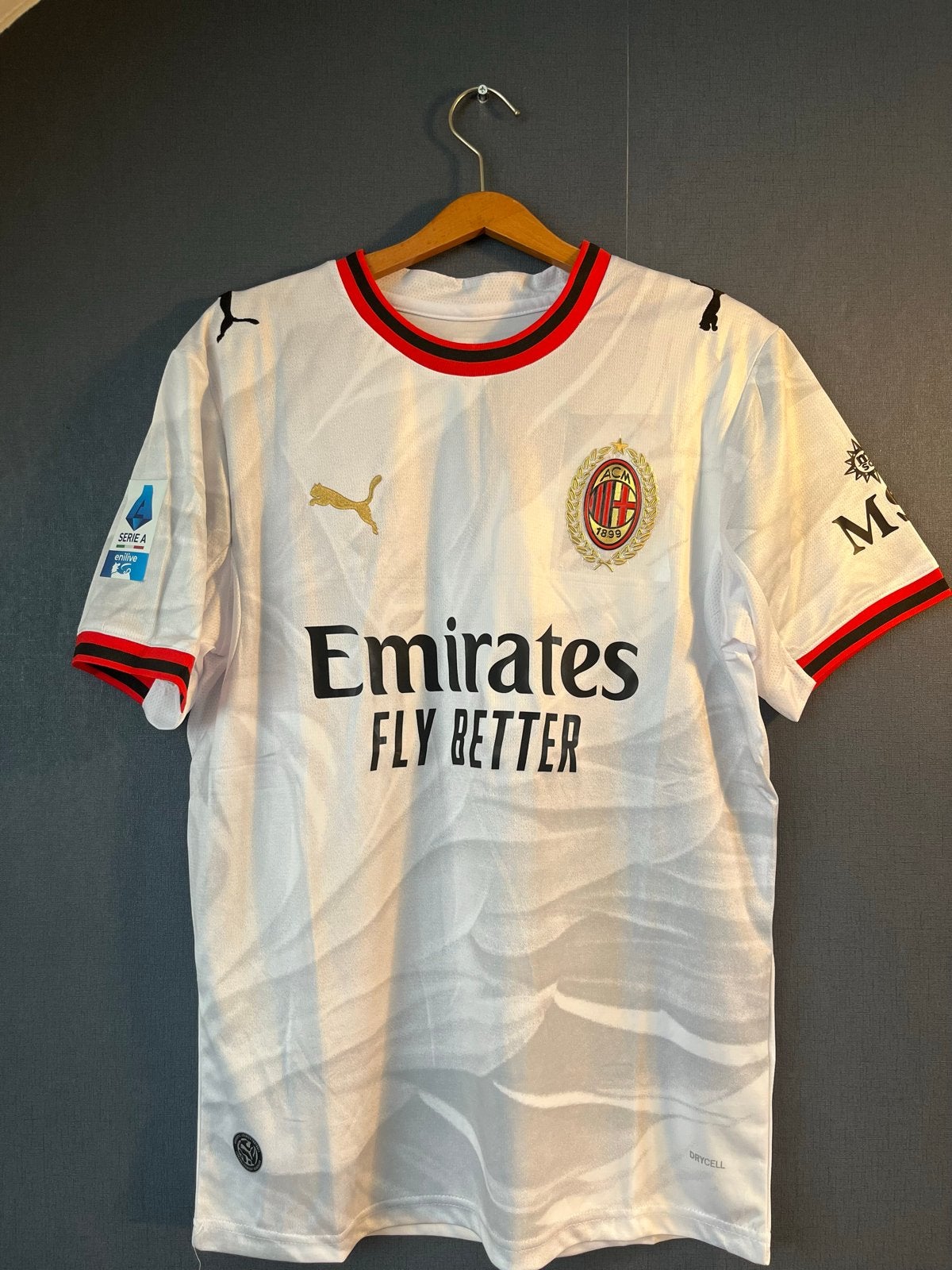 AC Milan Uitshirt 2026/2027 - Maat M - Nieuw met kaartjes, Maat M, Ophalen of Verzenden, Nieuw, Shirt