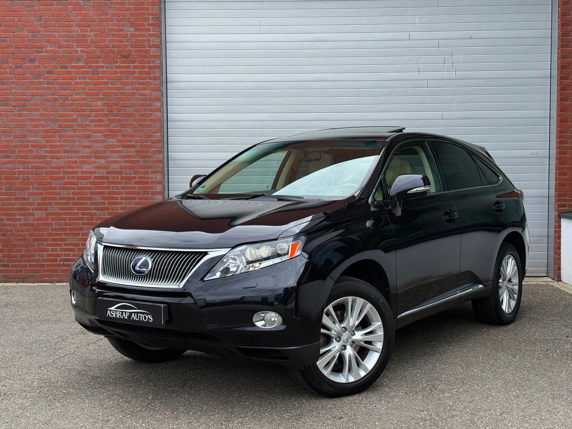 Lexus RX 450h 4WD Executive| TREKHAAK| OPEN DAK| LUCHTVERING, Auto's, Lexus, Automaat, 249 pk, Beige, 2000 kg