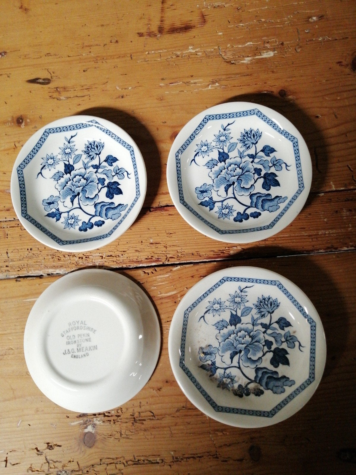 Set van 4 Royal Staffordshire Old Pekin schoteltjes, Ophalen of Verzenden