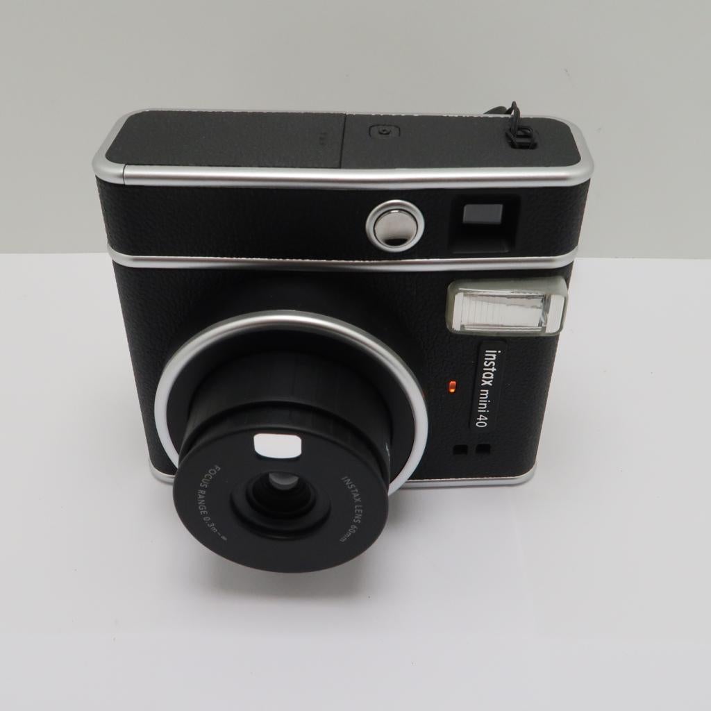 Fujifilm Instax Mini 40 Instant Camera | in Goede Staat, Niet ingevuld, Zo goed als nieuw, Niet ingevuld, Niet ingevuld