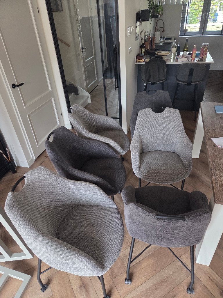 Pronto eetkamerstoelen met wieltjes - licht/donkergrijs, Ophalen, Gebruikt, Vijf, Zes of meer stoelen, Stof