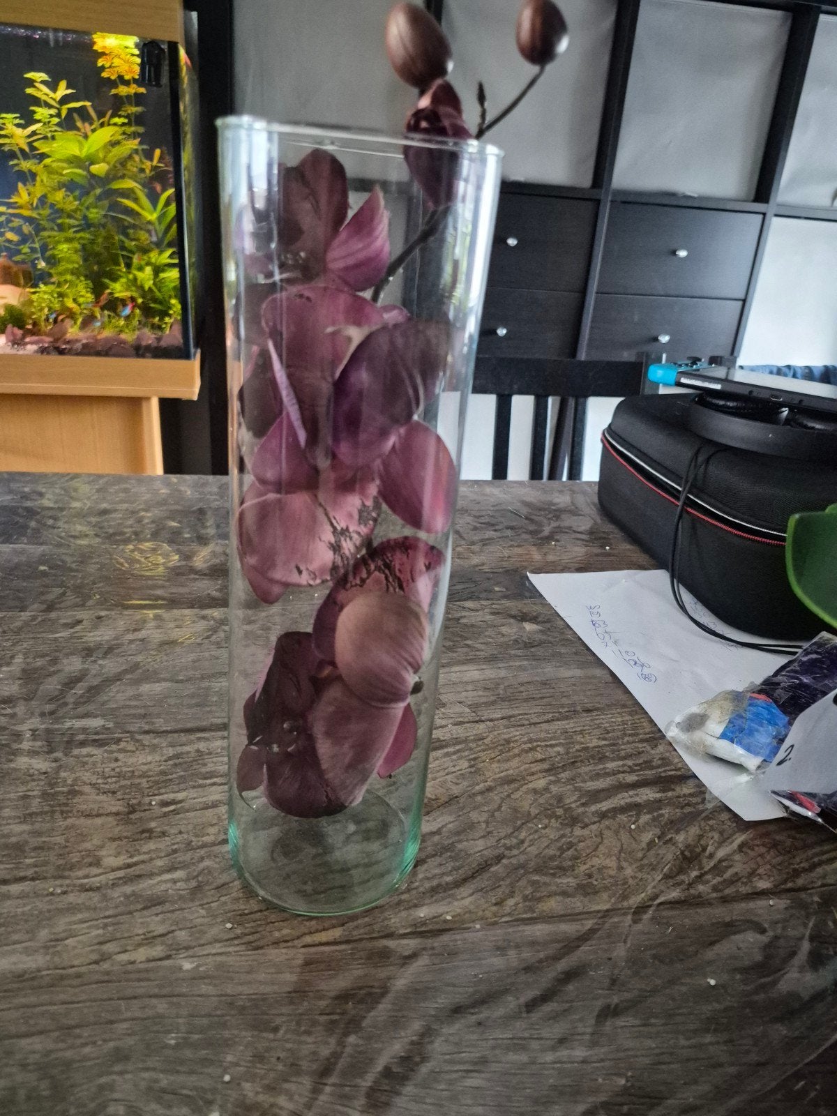Mooi boeket kunstbloemen met vaas, Ophalen, Nieuw, Overige kleuren, Kunststof