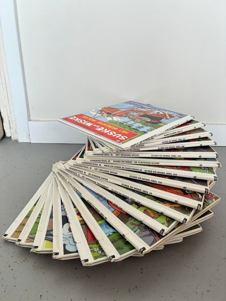 Grote collectie Suske en Wiske stripboeken, gebonden, Boeken, Meerdere comics, Ophalen of Verzenden, Gelezen, Europa