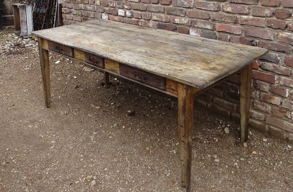 prachtig verweerde grenen houten tafel met 3 laden, Ophalen