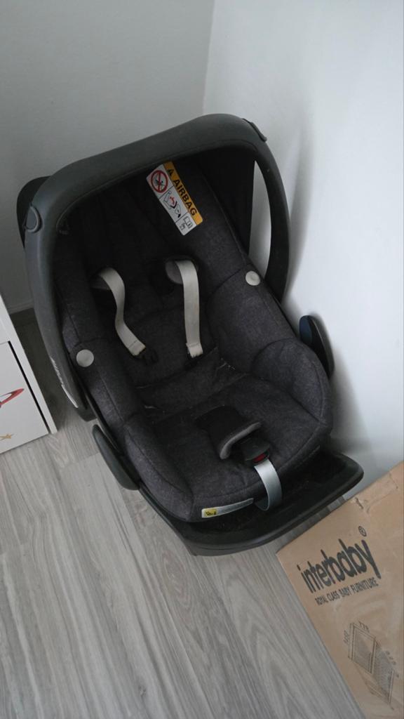 Maxi cosi met base, Kinderen en Baby's, Autostoeltjes, Ophalen, Autogordel of Isofix, Gebruikt, 0 t/m 13 kg