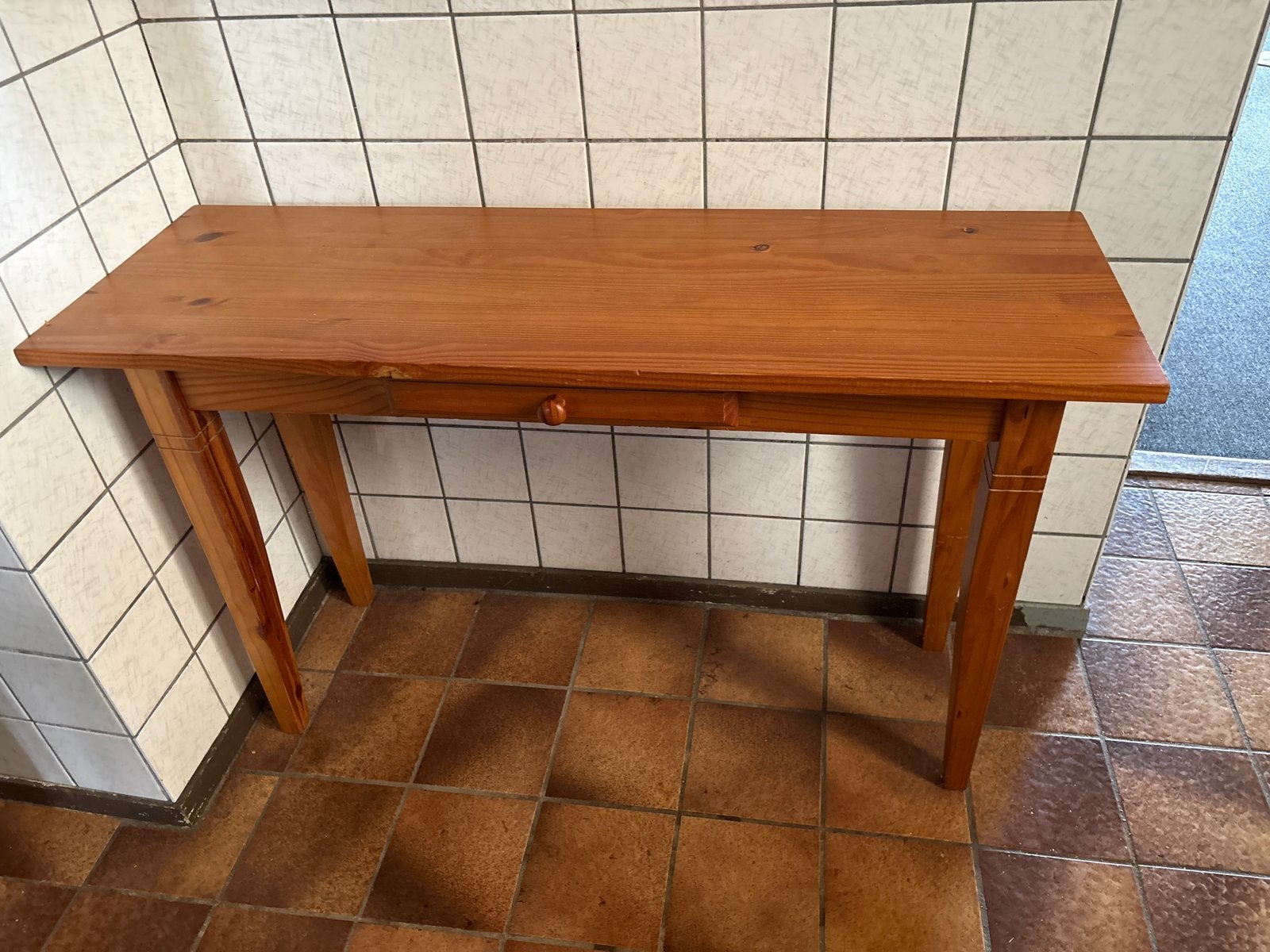 Houten sidetable tafel met lade - grenenhout, Ophalen, Gebruikt, 100 tot 150 cm, Grenenhout