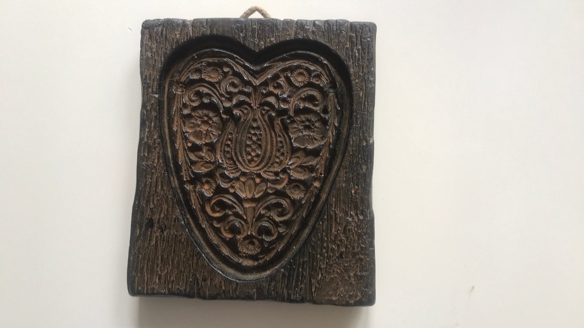 Ornament van bijenwas, Verzenden