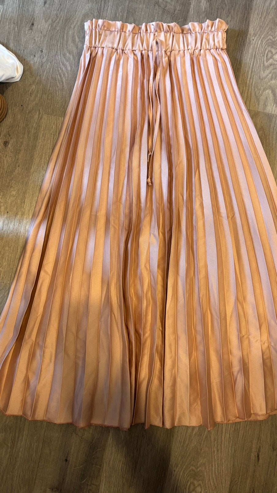 Roze satijnen plisse rok, Kleding | Dames, Rokken, Ophalen of Verzenden, Zo goed als nieuw, Roze, Maat 36 (S)