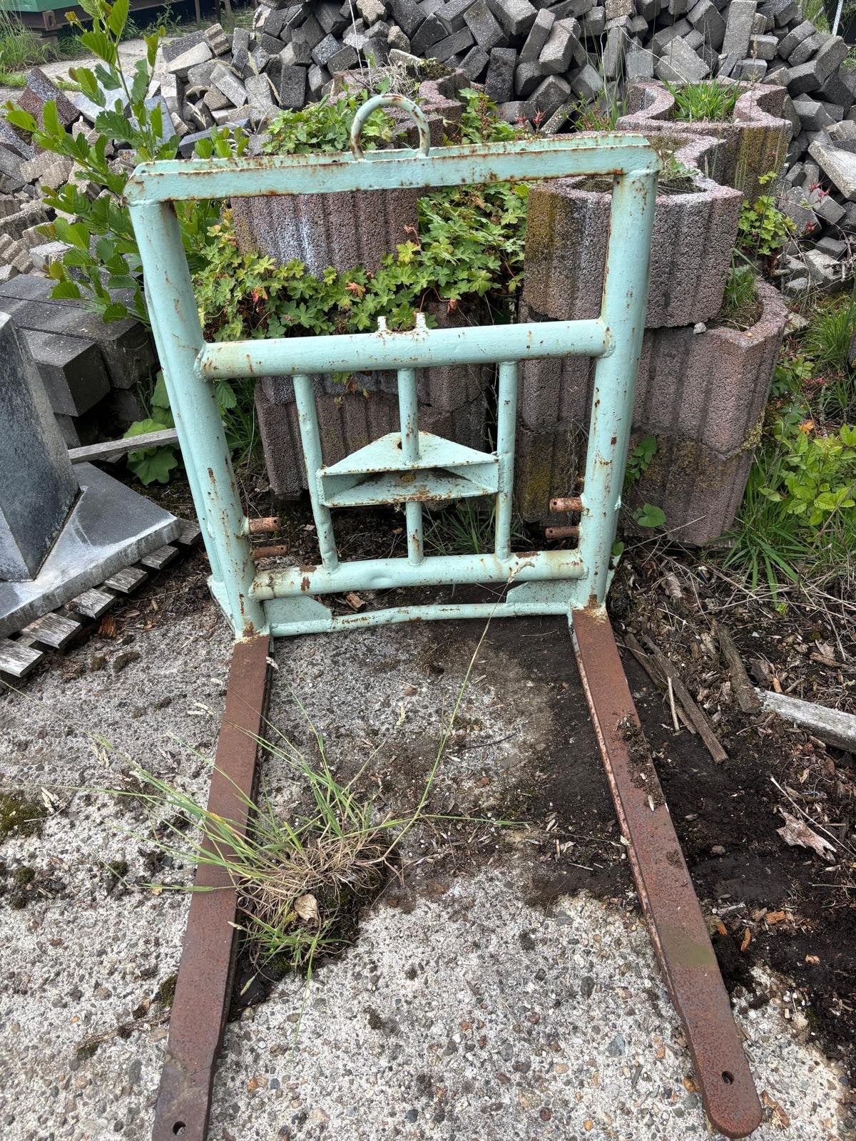 Hefvork voor achter tractor, Ophalen