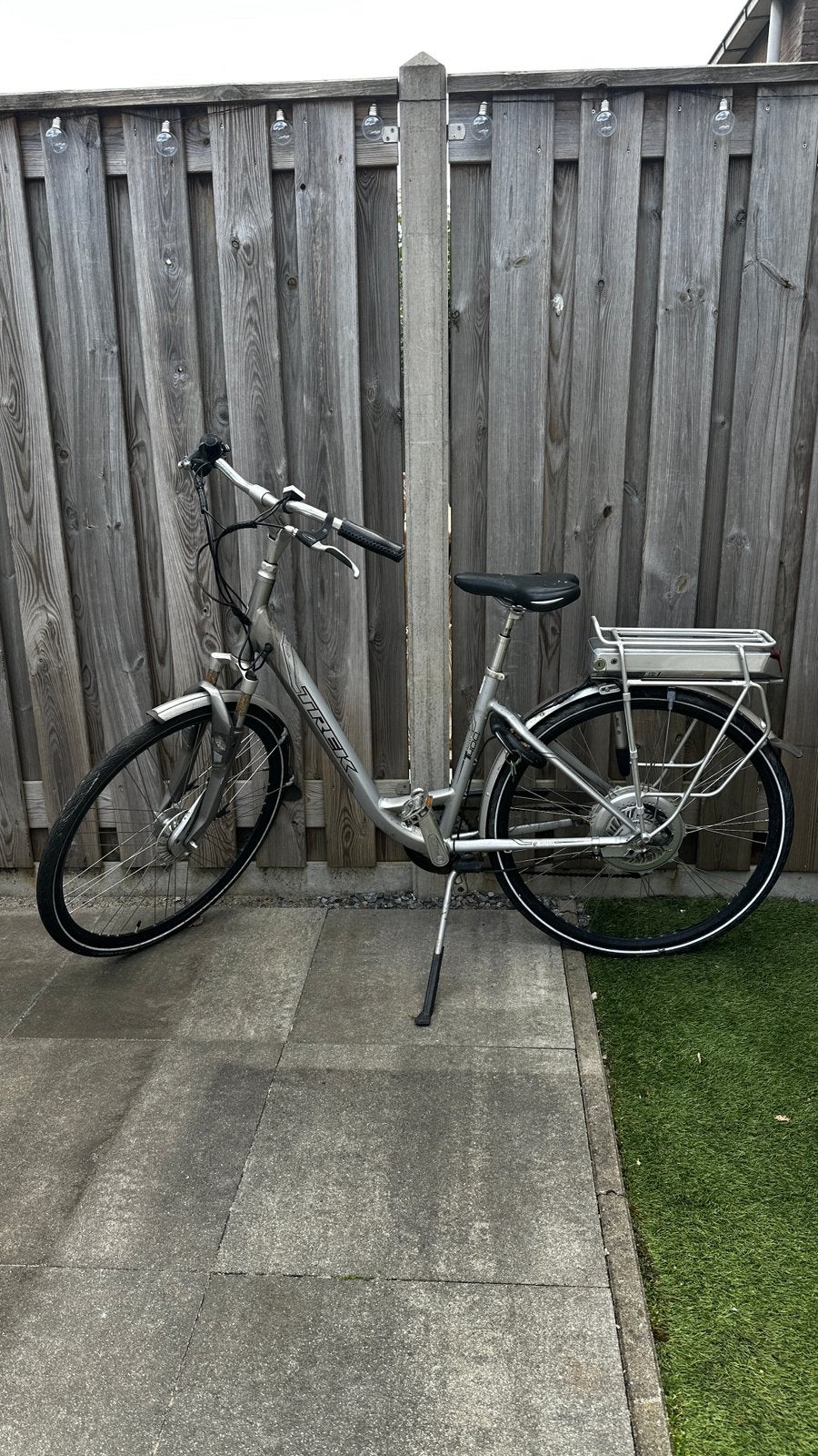 Trek fiets (accu defect), Gebruikt, Velgrem, Versnellingen, Ophalen
