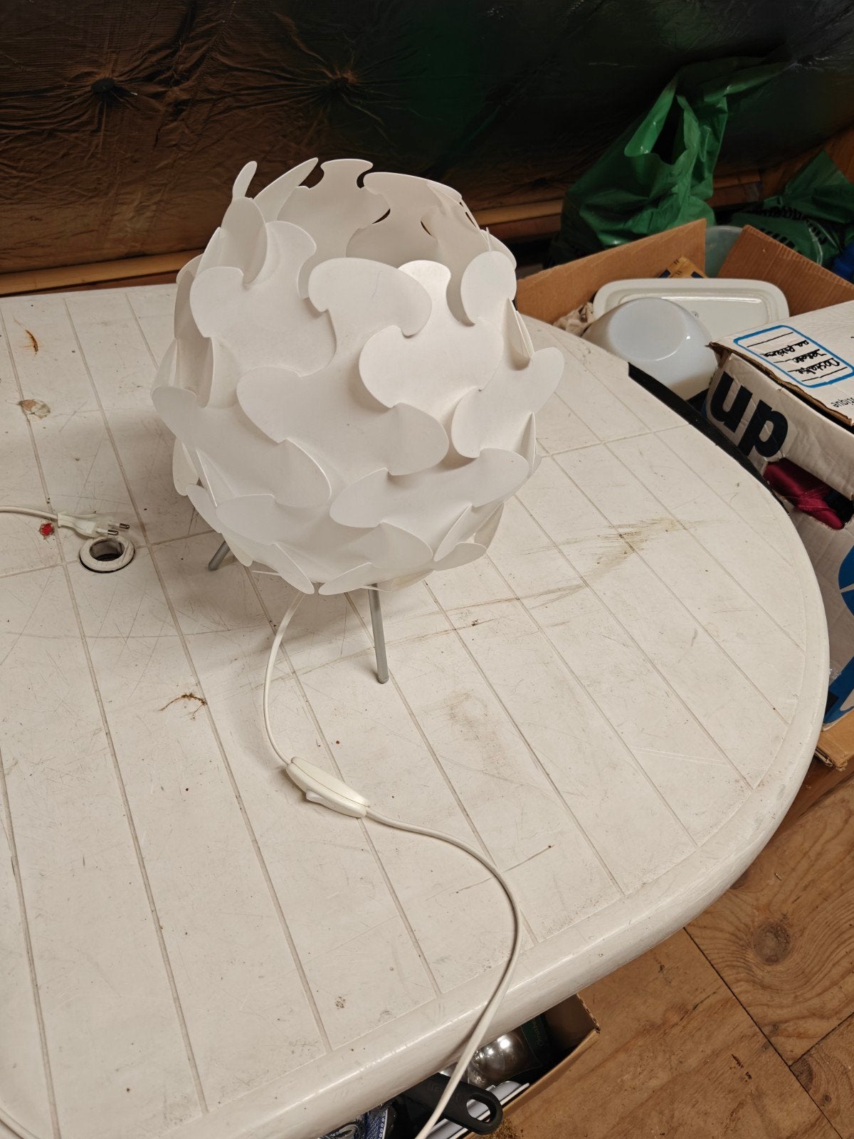 Witte tafellamp met uniek design - Sfeerlamp, Kunststof, Gebruikt, Overige merken, Met schakelaar