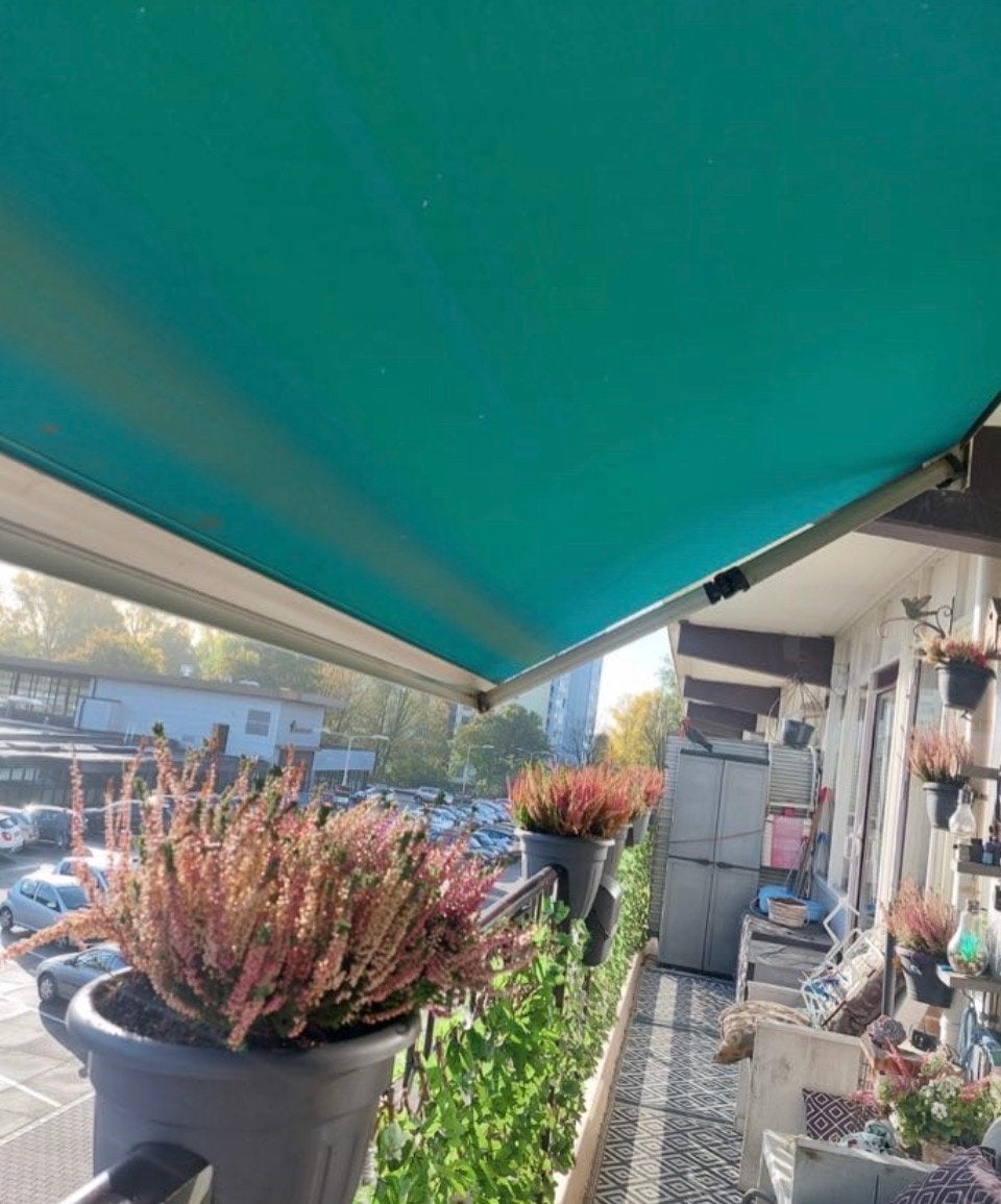 Groen balkon zonnescherm - 2,5m uitval, handbediend, 150 tot 300 cm, Ophalen of Verzenden, Zo goed als nieuw, Uitvalscherm
