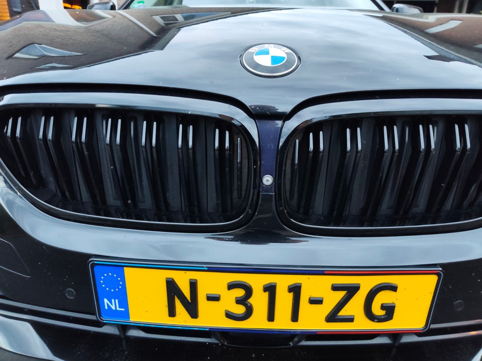BMW 530i 252pk pano acc assist hud 2018 Zwart dealer 360, Auto's, 1998 cc, Achterwielaandrijving, Bi-Xenon koplampen, Zwart