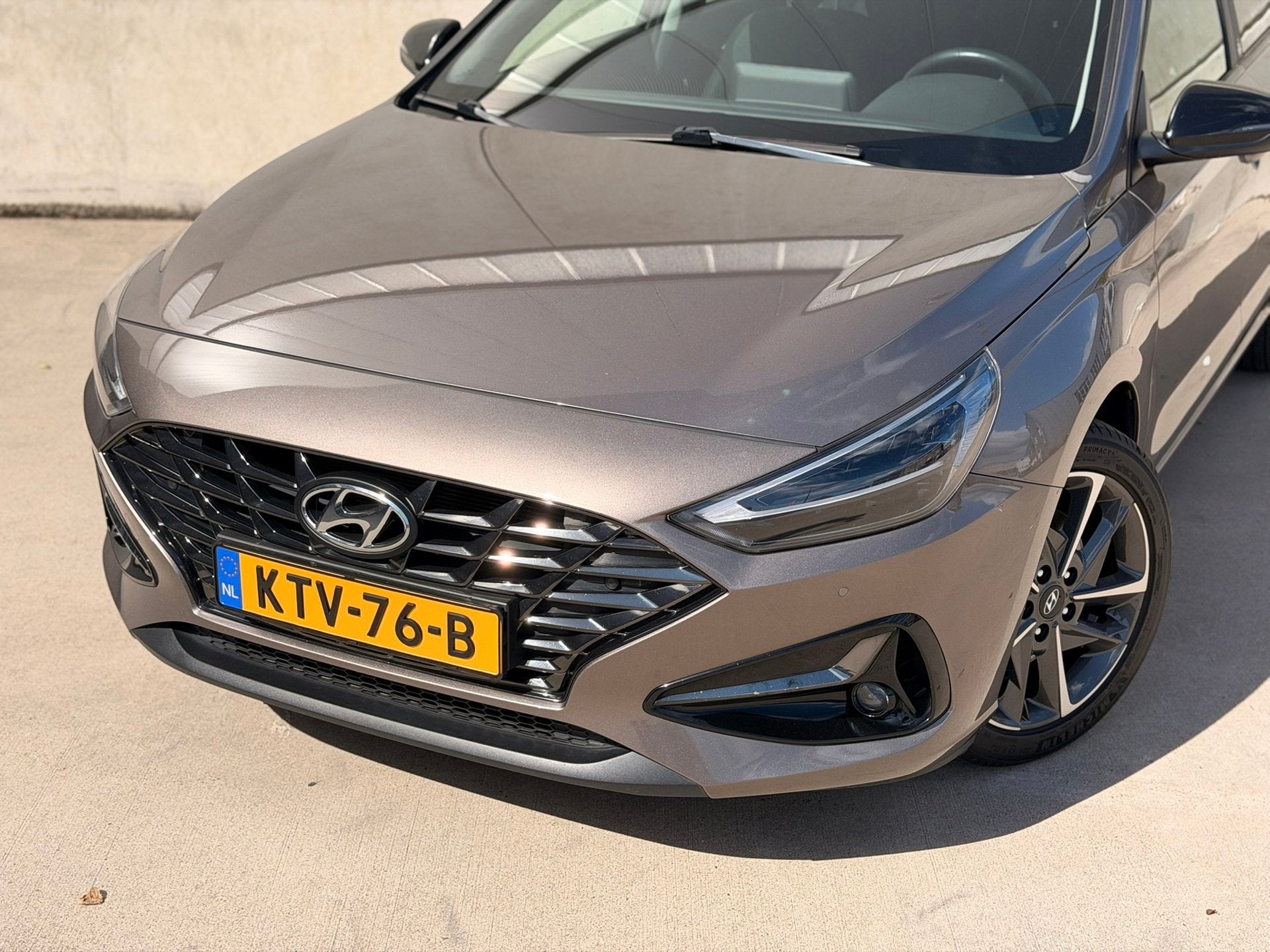 Hyundai i30 Wagon 1.0 T-GDi MHEV Comfort Smart Virtual Camer, Auto's, Voorwielaandrijving, Stof, Gebruikt, Bruin
