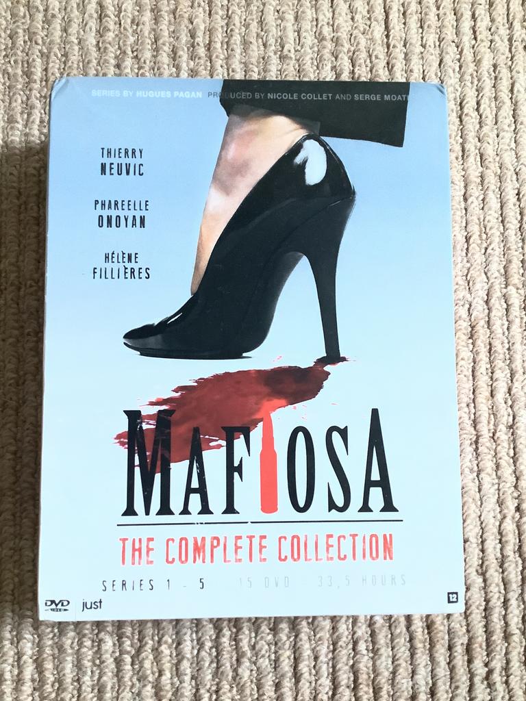 Mafiosa, Alle leeftijden, Ophalen of Verzenden, Zo goed als nieuw, Detective en Krimi