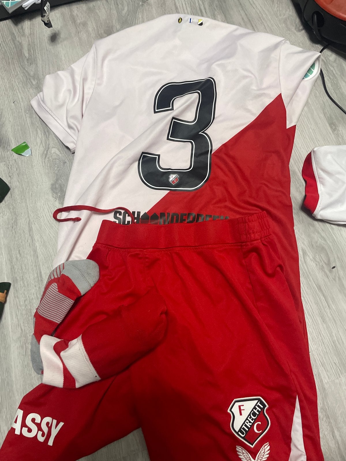 Origineel FC Utrecht tenue, Meerkleurig, Ophalen of Verzenden, Voetbal, Gedragen