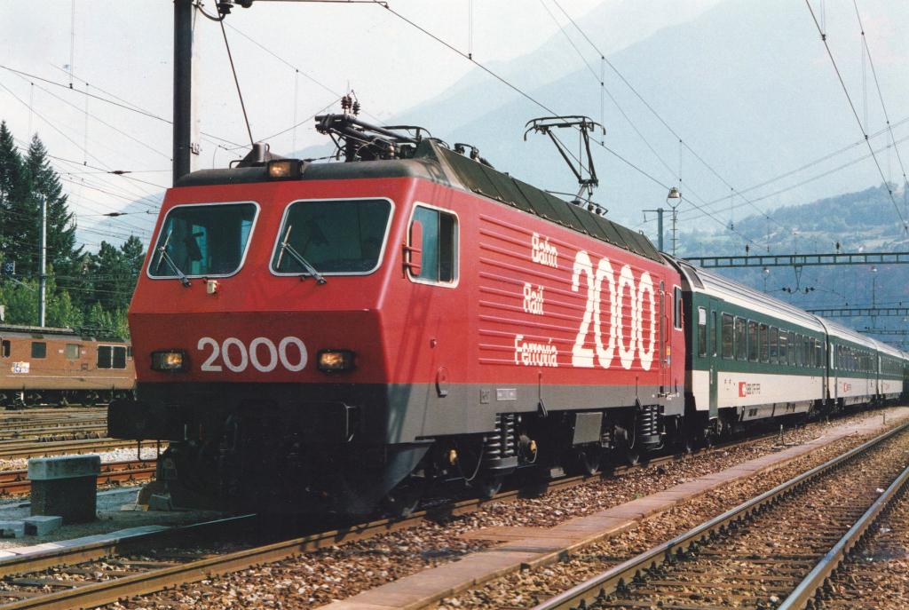 MARKLIN 3330 SBB metalen design loc Re 4/4 IV BAHN, FERROVIA, Wisselstroom, Locomotief, Ophalen of Verzenden, Zo goed als nieuw