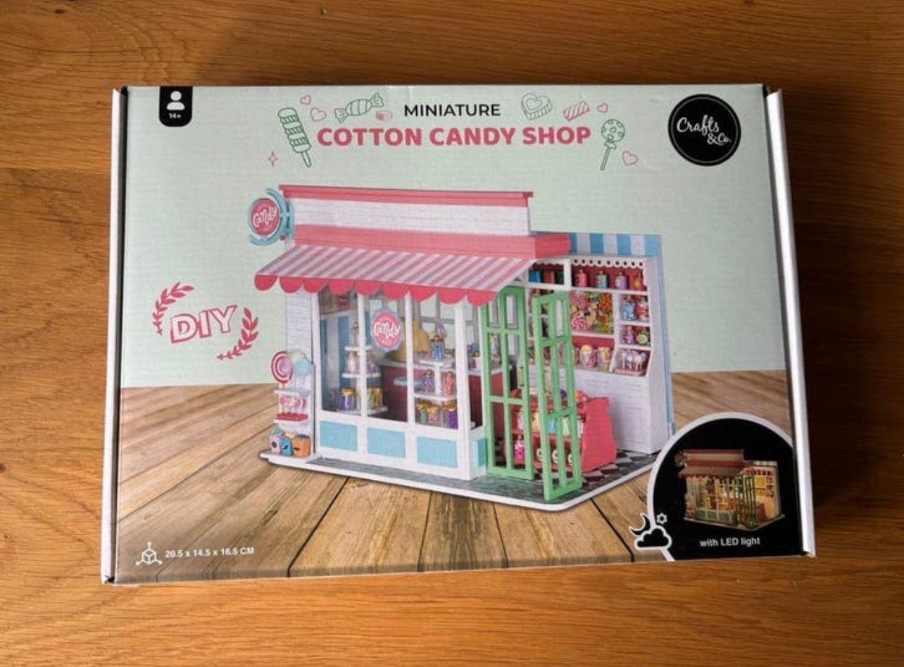 Miniatuur huisje candyshop, Ophalen of Verzenden, Nieuw, Decoratie