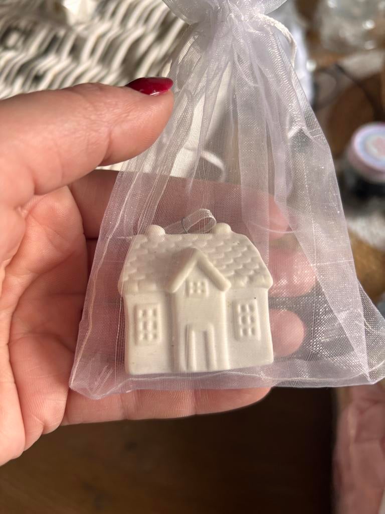 Riviera Maison Huisjes Decoratie 4x4x2 cm, Huis en Inrichting, Ophalen of Verzenden, Wit, Steen/keramiek, Landelijk