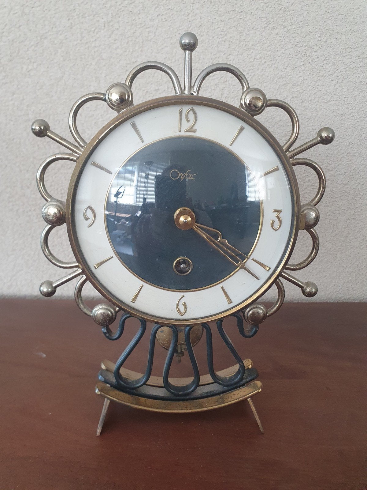 Vintage Orfac tafelklok - Decoratieve metalen klok, Antiek en Kunst, Antiek | Klokken, Ophalen of Verzenden