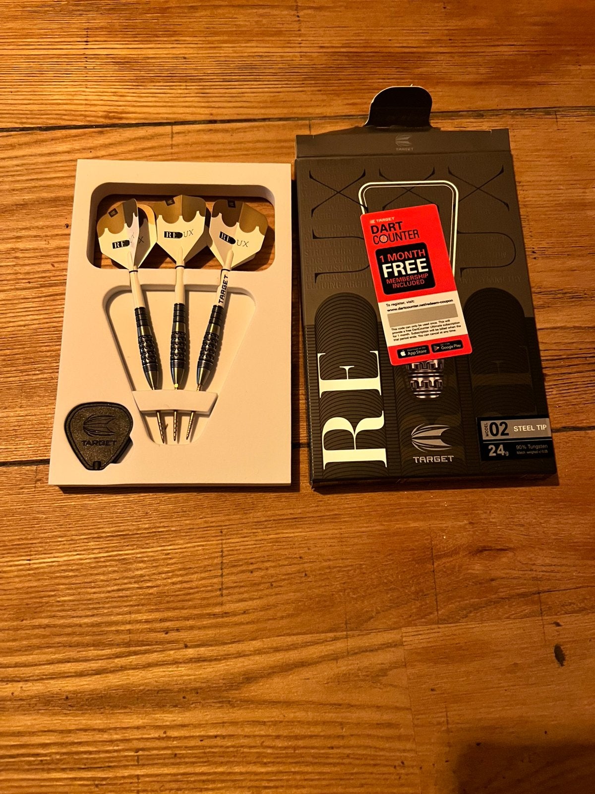 Target REDUX 02 Steel Tip Darts 24g, Sport en Fitness, Darts, Ophalen of Verzenden, Nieuw, Pijlen