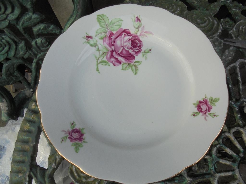 4 x Dinerbord MZ met grote roze pioen roos, Antiek en Kunst, Antiek | Servies los, Ophalen of Verzenden