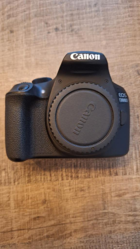 Canon EOS 1300D DSLR (Spiegelreflex), 18 Megapixel, Gebruikt, Spiegelreflex, Canon
