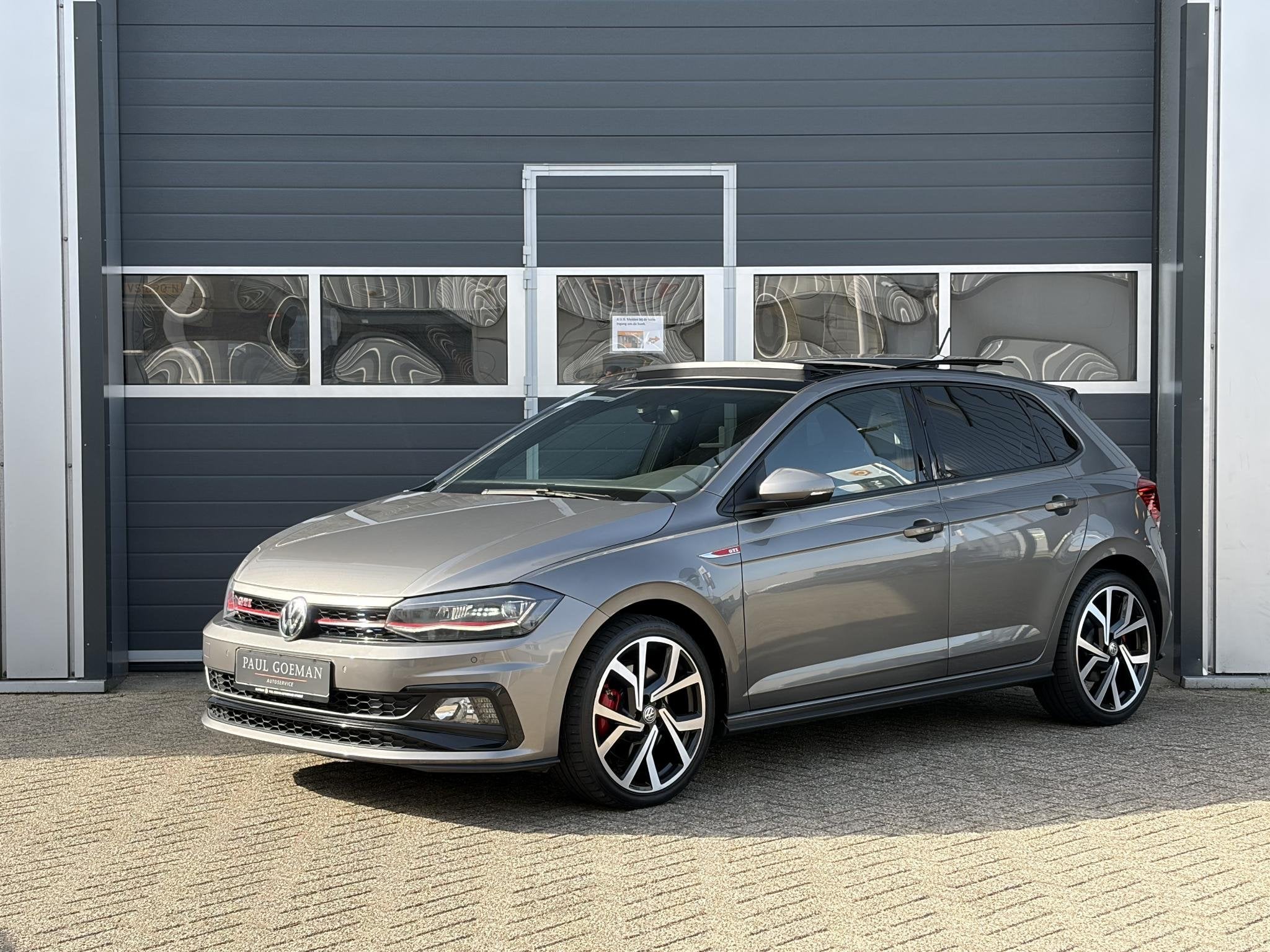 Volkswagen Polo 2.0 TSI GTI | CarPlay | Stoel verwarming | C, Auto's, Stof, Gebruikt, Euro 6, 4 cilinders