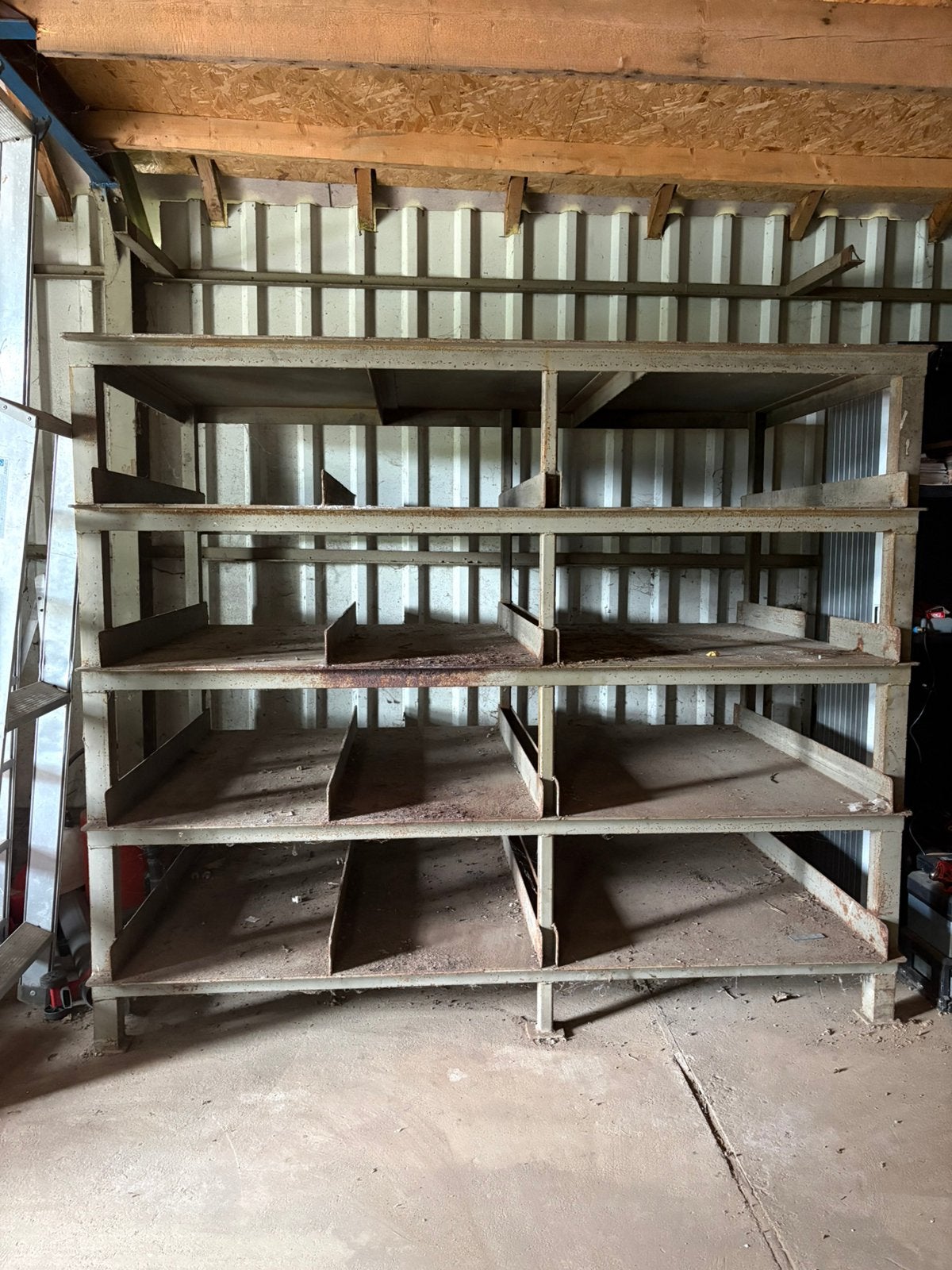 Loodzware ijzeren metalen kast, Huis en Inrichting, Ophalen