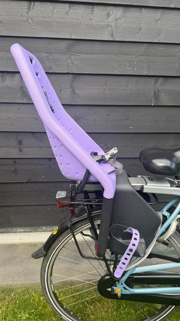 Yepp kinderzitje - paars, Fietsen en Brommers, Fietsaccessoires | Fietsstoeltjes, Ophalen, Achterzitje, 9 t/m 36 kg, Gebruikt
