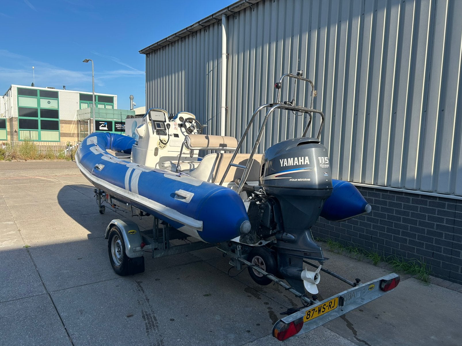 Foto 3 van Tekoop: avon 620 rib met 115 pk yamaha en trailer