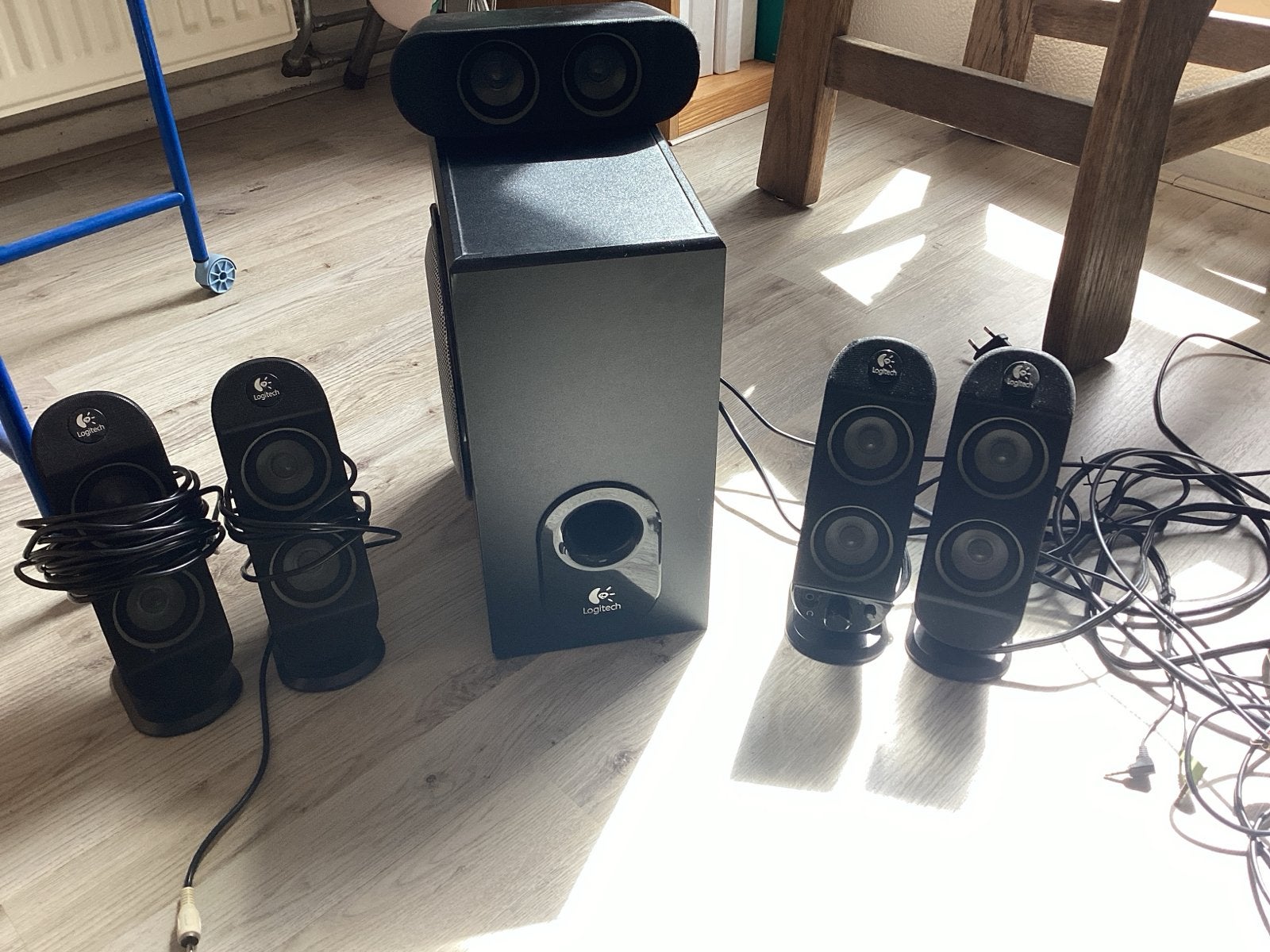 Logitech X-530 5.1 Surround Sound Speakerset, Overige merken, Gebruikt, Ophalen of Verzenden, 60 tot 120 watt