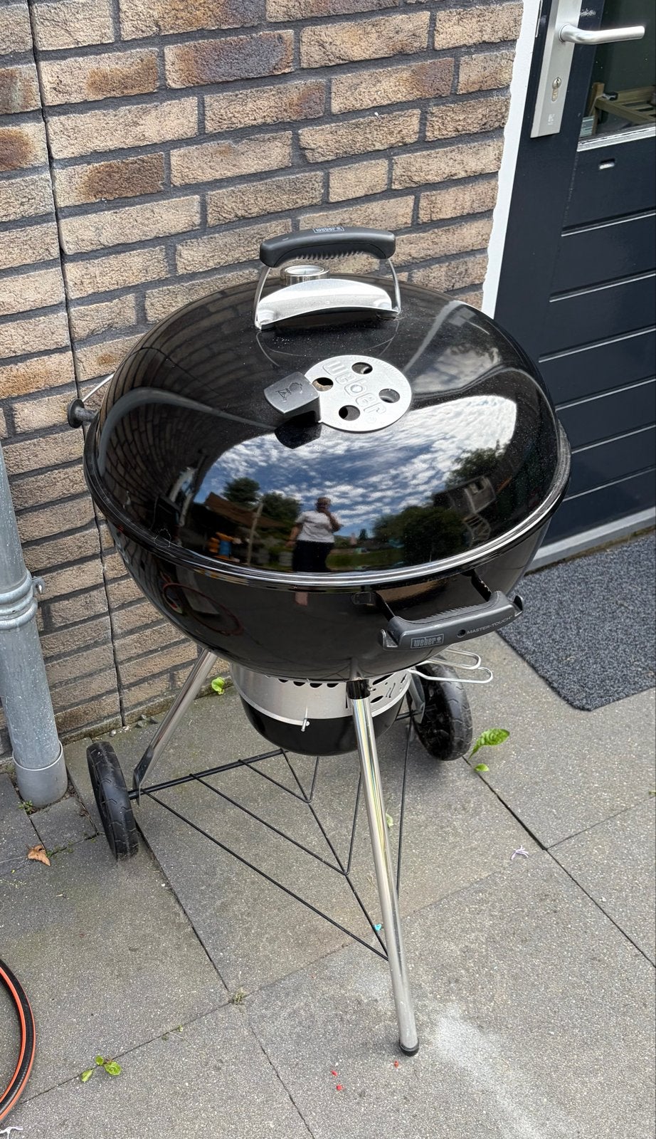Weber Master Touch GBS E-5755 met ongebruikte pizzasteen, Ophalen, Gebruikt