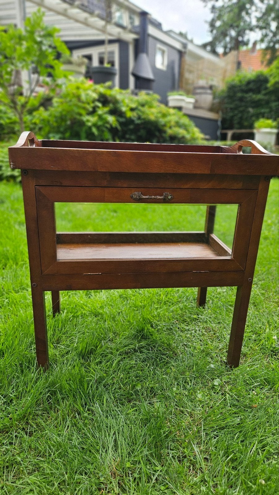 Vintage houten serveer/drankkastje met afneembaar dienblad, Ophalen