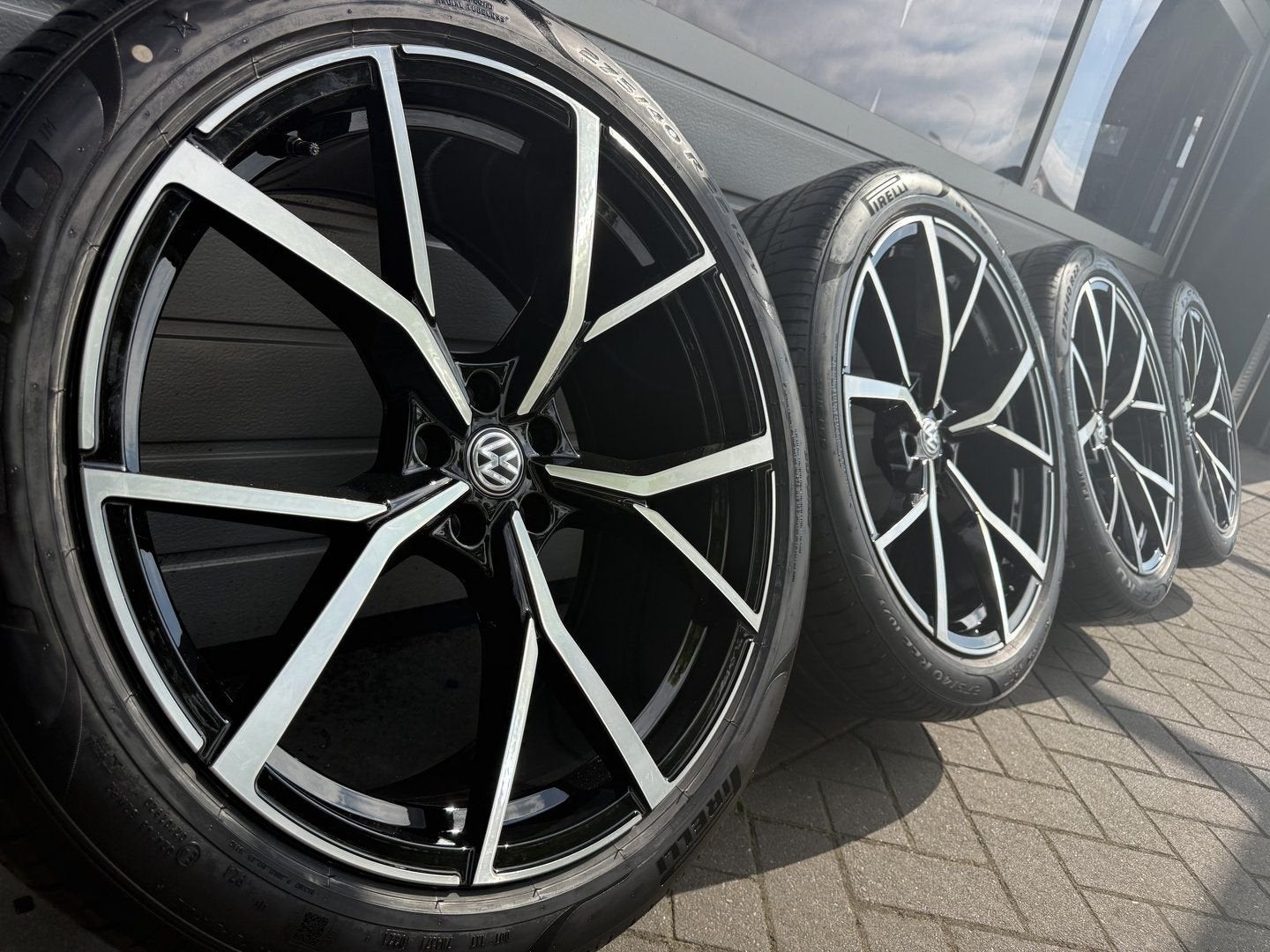 nieuwe 22 inch Volkswagen Touareg CR Estoril R-line velgen, -, 275 mm, -, Banden en Velgen