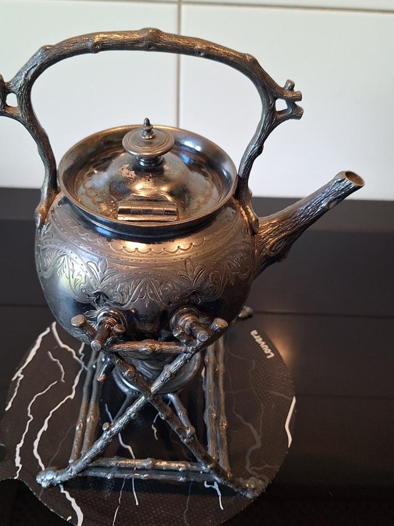 Antieke zilverkleurige theepot met brander, Antiek en Kunst, Ophalen of Verzenden