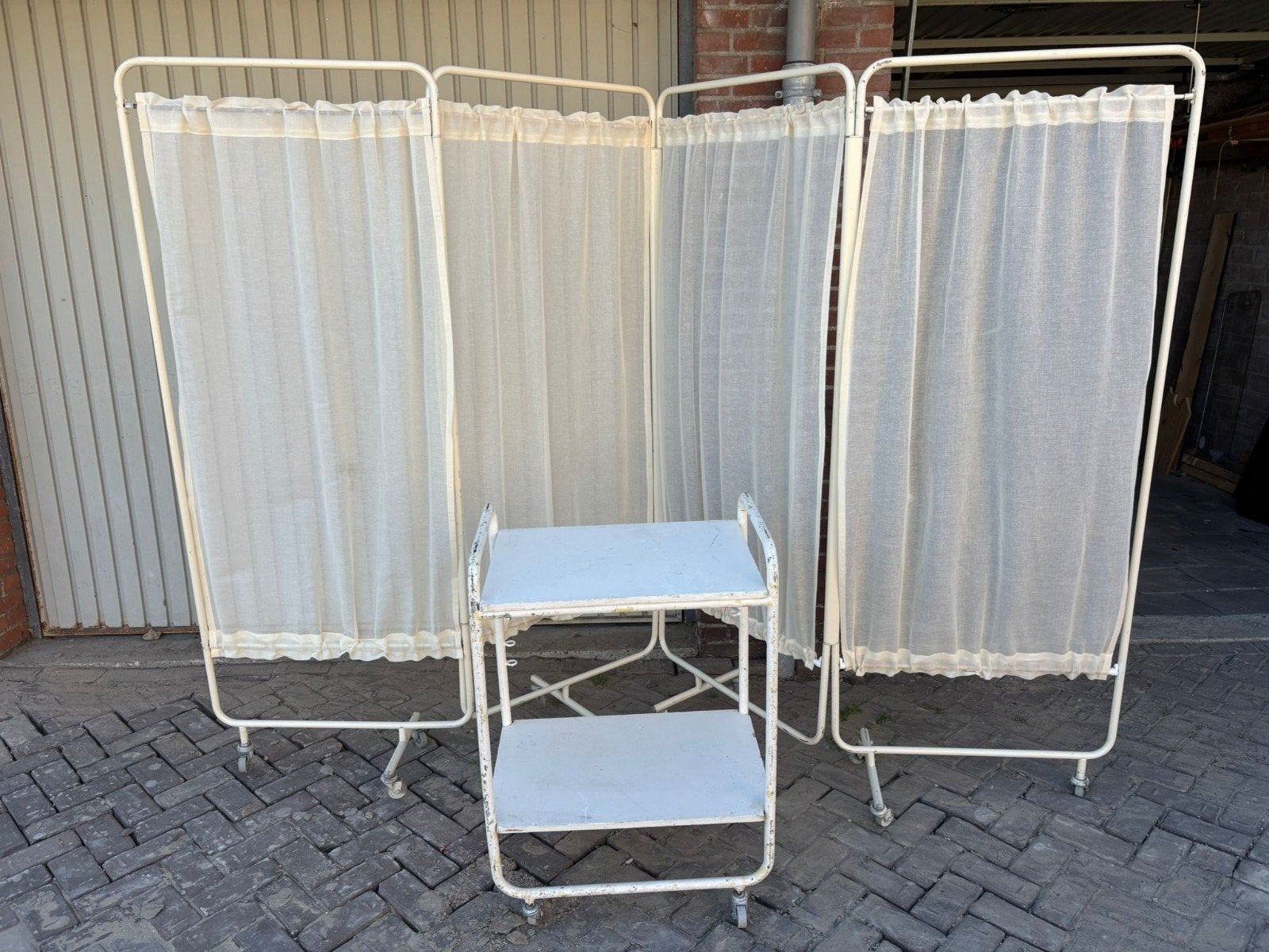 Compleet verpleegsters outfit + assecoires, Ophalen