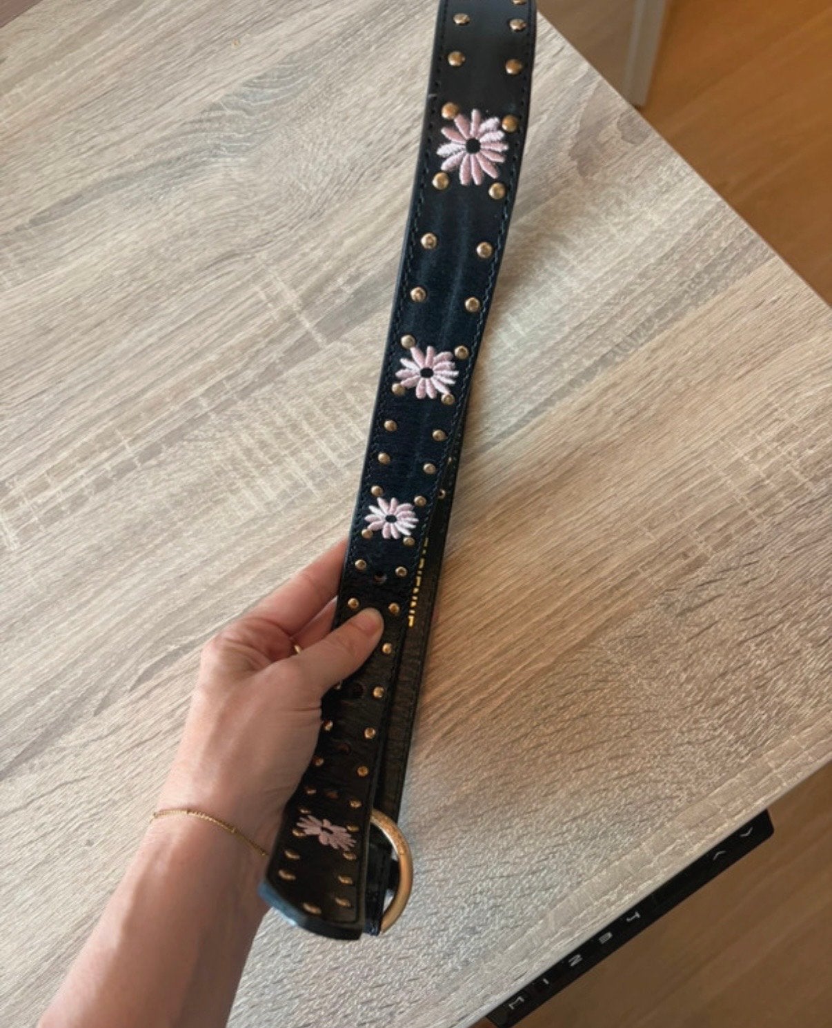Fabienne Chapot riem met bloemen en studs - Maat 75, 80 tot 90 cm, 3 tot 5 cm, Tailleriem, Ophalen of Verzenden