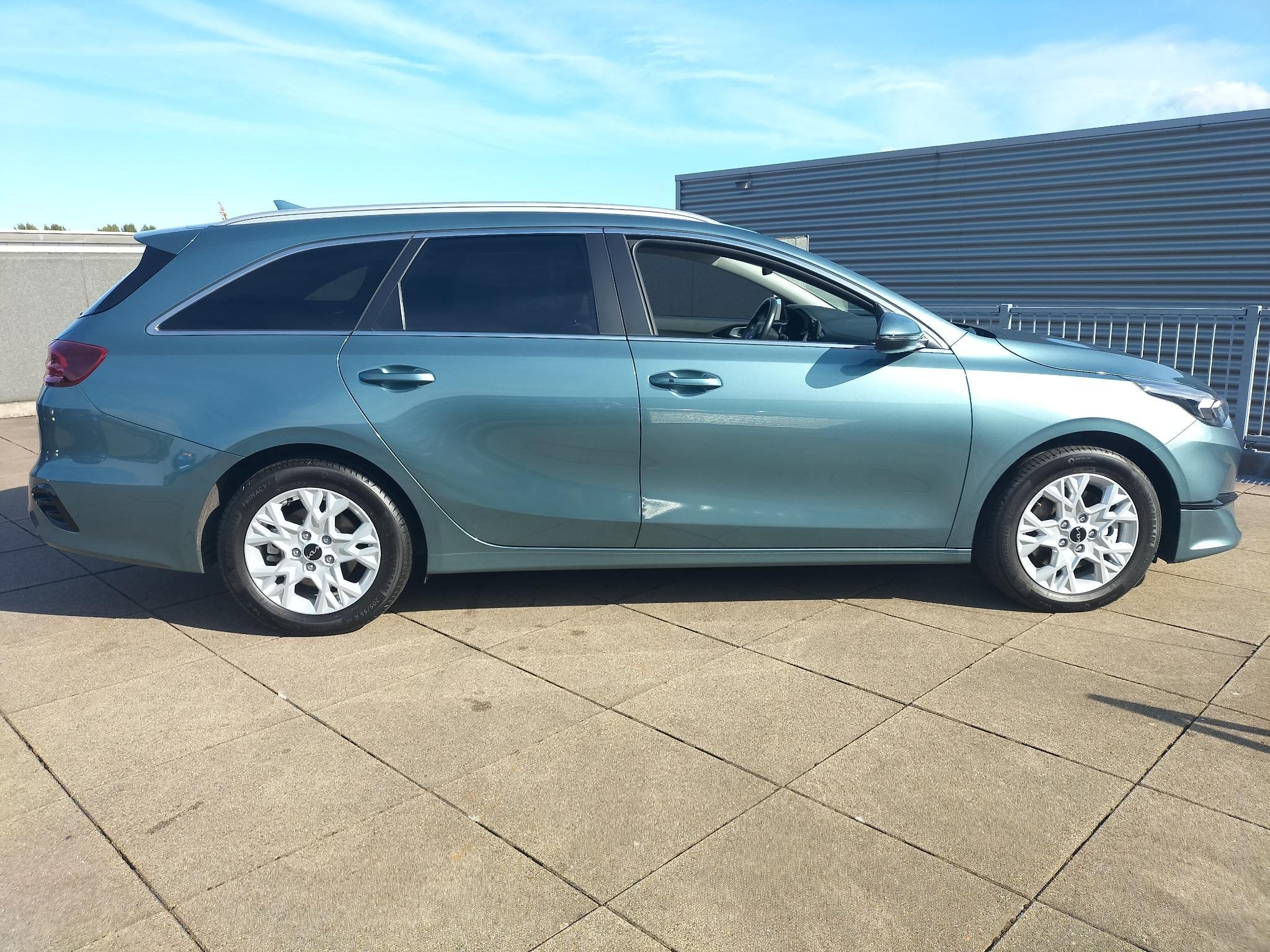 Kia Ceed Sportswagon 1.0 T-GDi DynamicPlusLine Navigatie / C, Auto's, Kia, Gebruikt, Euro 6, Leder en Stof, Origineel Nederlands