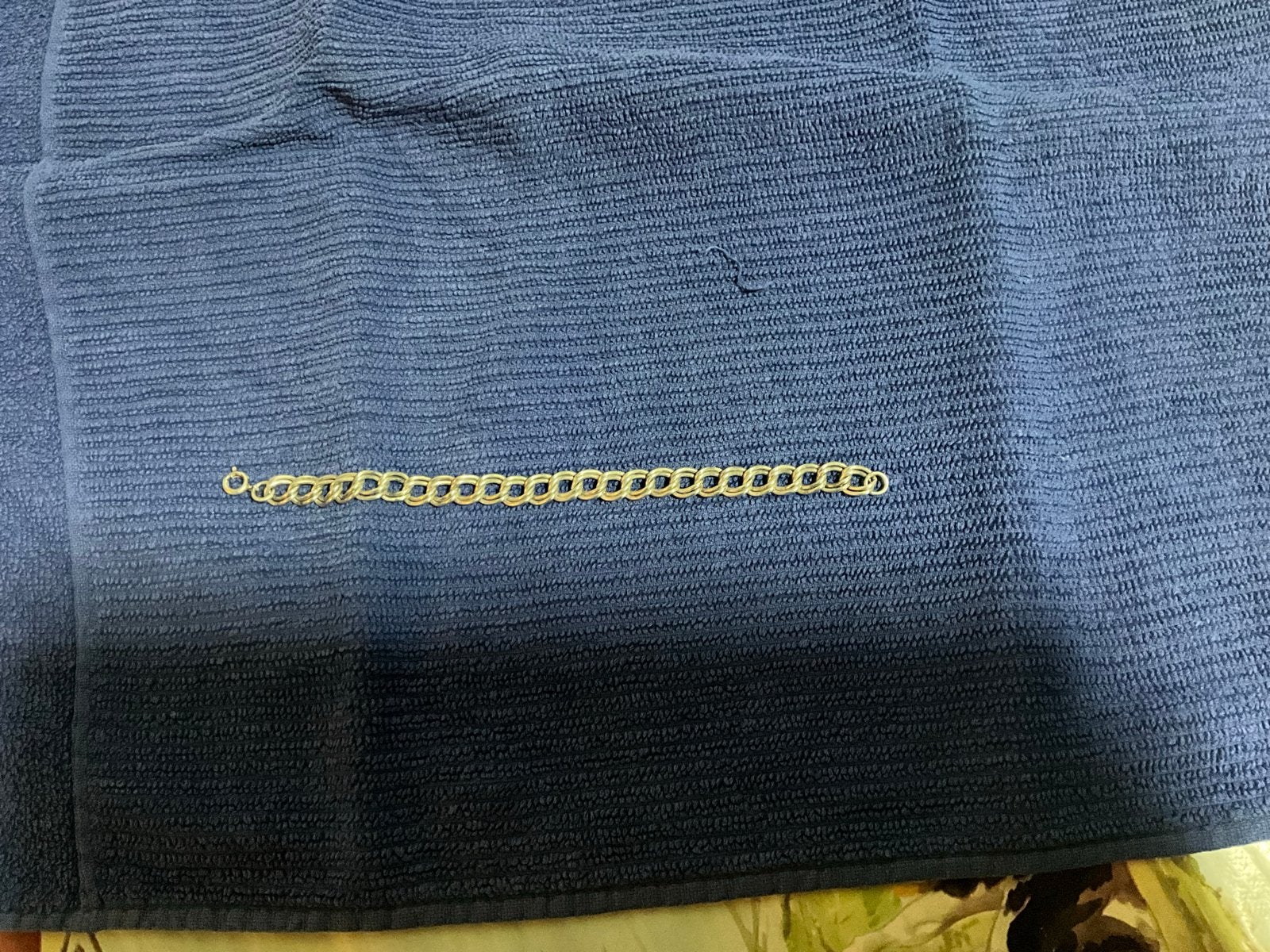 Zilverkleurig armbandje - 19 cm lang, Ophalen of Verzenden, Gebruikt, Zilver, Overige materialen