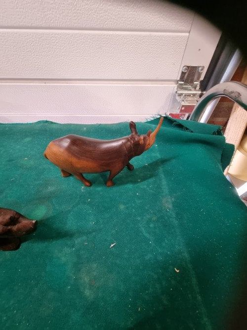 neushoorns houtsnijwerk vintage jaren 60, Verzamelen, Beelden en Beeldjes, Ophalen of Verzenden
