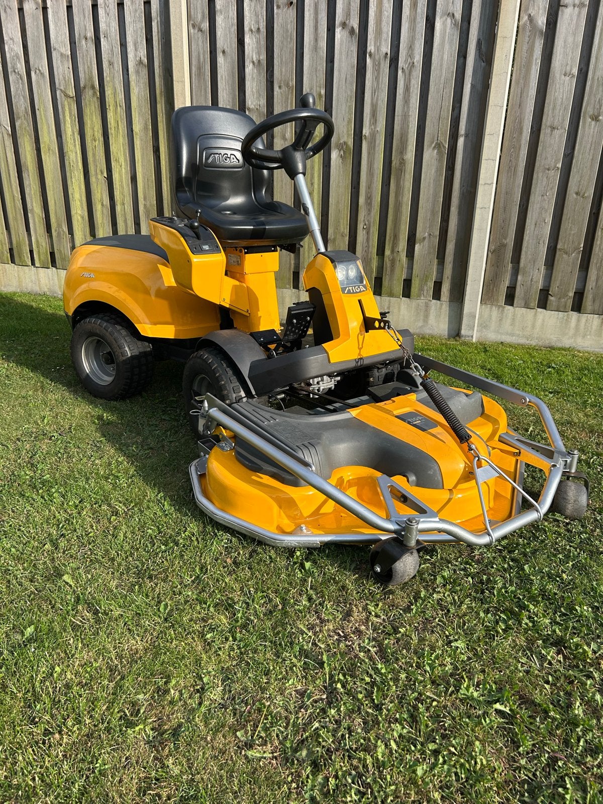 Stiga park 740 pwx. 4x4 stuurbekrachtiging!!, Ophalen, Gebruikt, Mulchfunctie, 120 cm of meer