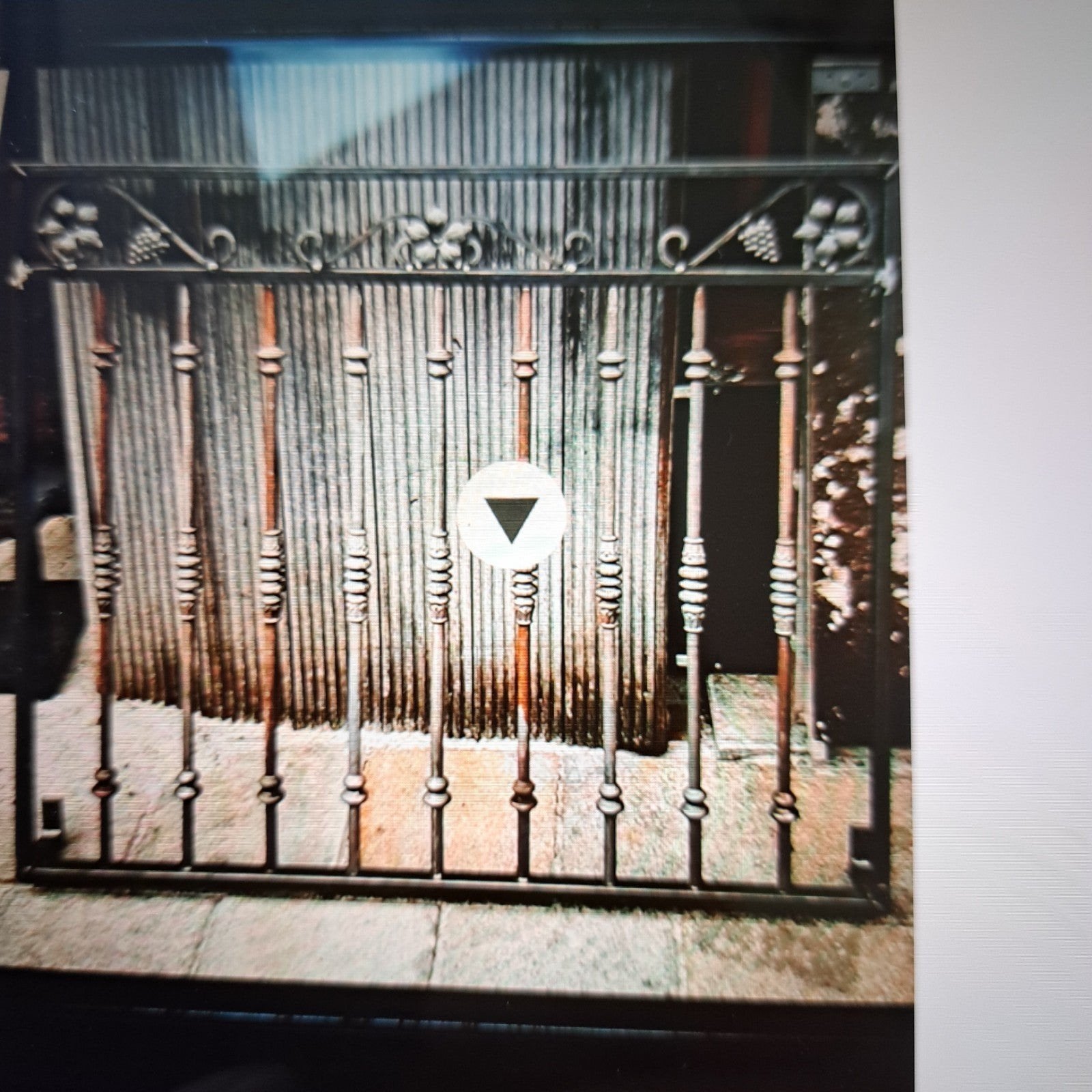 fransbalcon op poortje, Tuin en Terras, Ophalen, Nieuw, IJzer, Draaipoort
